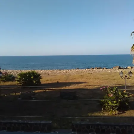Casa Lungomare Ferienhaus *